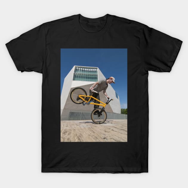 Bmx training T-Shirt by homydesign